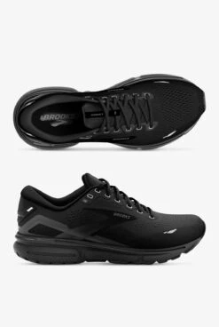 Brooks Men's Ghost 15 Black Athletic Lace Up Nursing Shoes